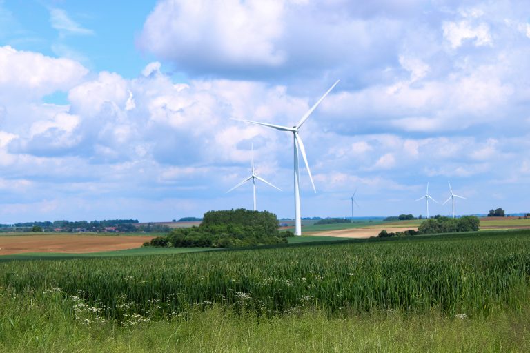 Cap sur l’énergie verte dans le Pas-de-Calais : participez à l’enquête publique sur l’extension d’un parc éolien